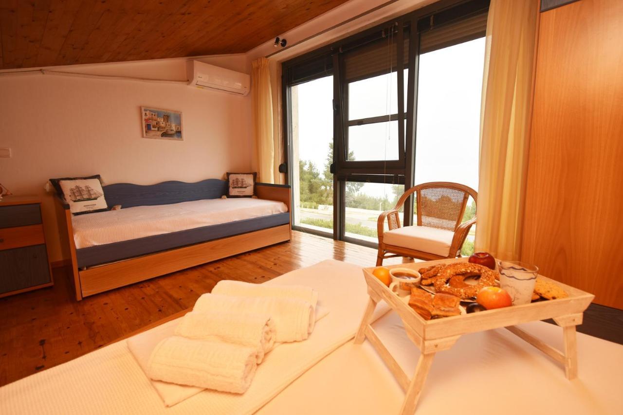 Olia Sea View Shared Pool Villa, Nea Fokea Exterior photo